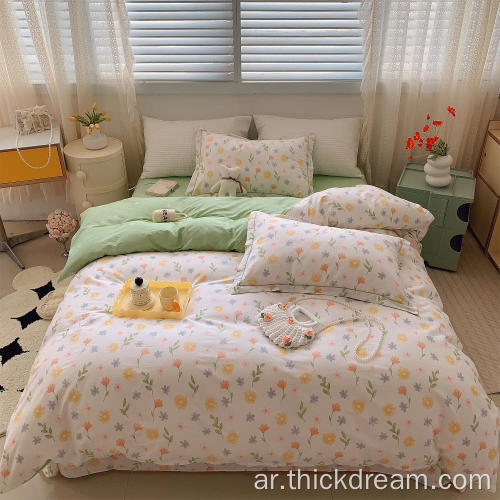 خلال دفء الربيع تزهر الزهور